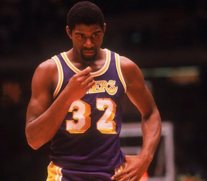 包含约翰逊因伤缺席欧洲篮球联赛,球迷心疼的词条 包含约翰逊因伤缺席欧洲篮球联赛,球迷心疼的词条