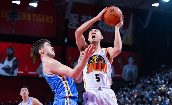 复仇之战！汉密尔顿率领中国队成功遭遇淘汰的简单介绍