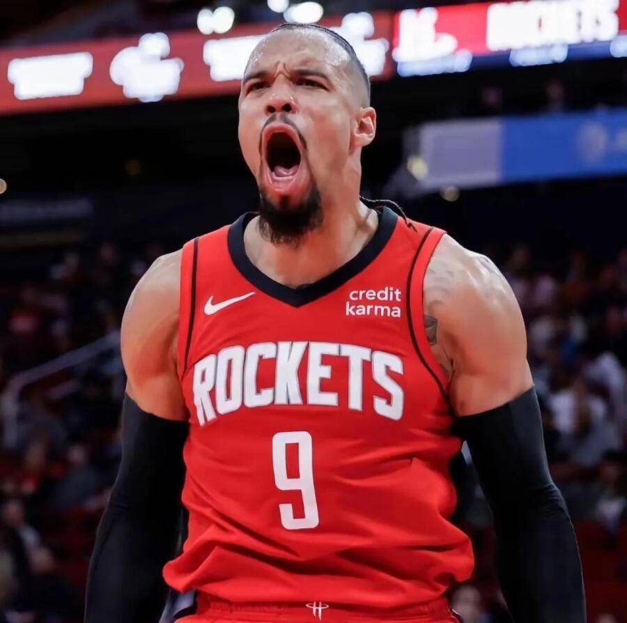 雄鹿爆发新星,官方宣布新规刷新纪录,命运悬念球队迎来希望! 雄鹿爆发新星,官方宣布新规刷新纪录,命运悬念球队迎来希望!